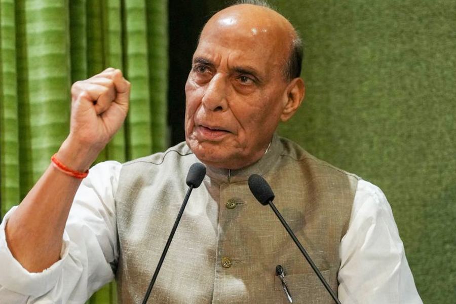 India is not planning to pause defence procurement from US. Centre rubbishes 'false, fabricated' report