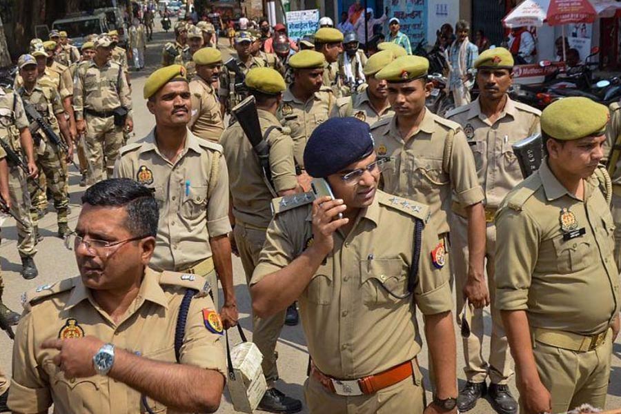 Transfer in West Bengal Police with Police Super and Police Commissioner