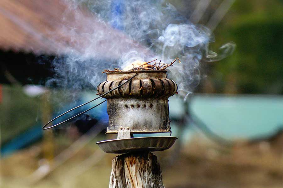Home Decor tips to avoid odors in your room with camphor