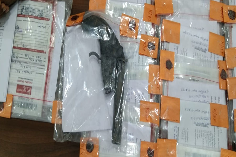 Chakdaha bank loot case 3 arrested with gold and fire arms