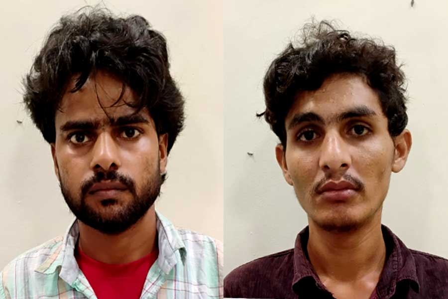 Fraud by opening a fake account in the name of Additional Superintendent of Police in Diamond Harbour