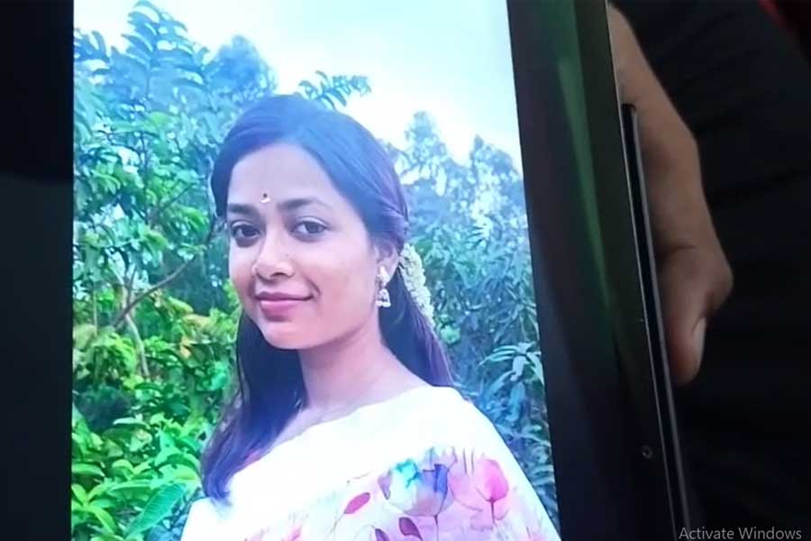 Girl suicides as parents wanted her to be doctor but she did not