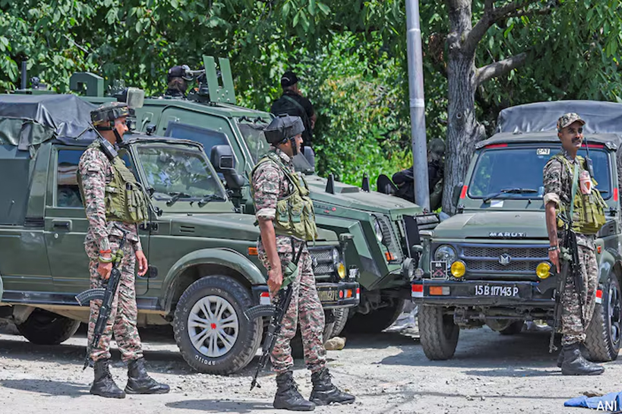 At least one terrorist killed in Kashmir during Operation Akhal