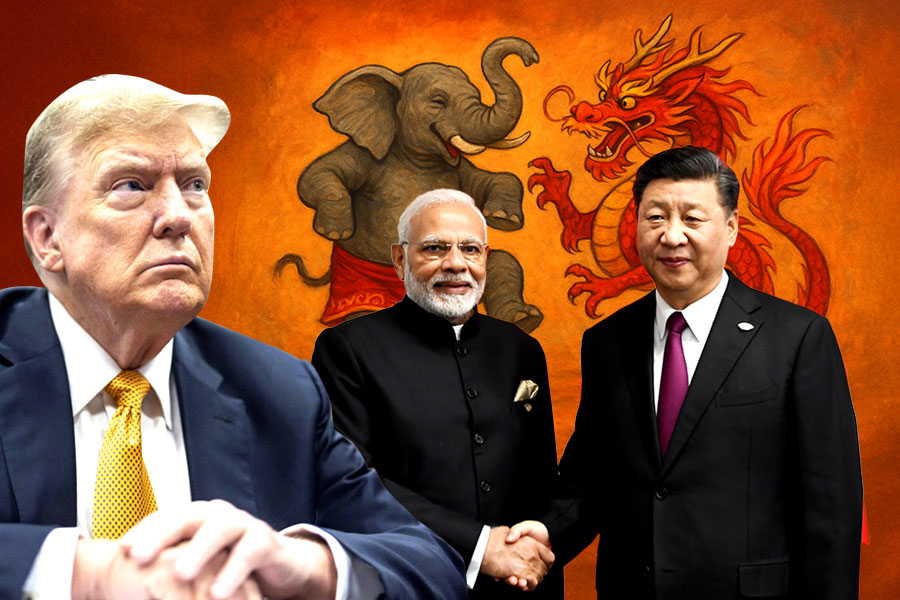 PM Modi holds bilateral talks with xi jinping on sunday