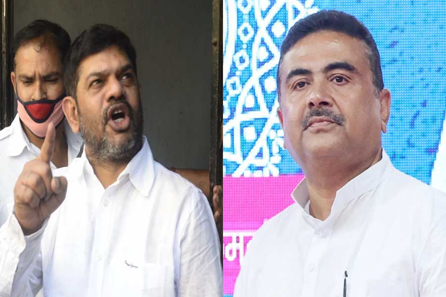 BJP keeping distance from Rakesh Singh after attack in congress office kolkata