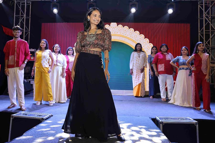 Gossip by Senco Gold & Diamonds Brings Bold Festive Fashion to Caravan Pujo Pop-Up with the Theme “Kill Your Inner Demon”