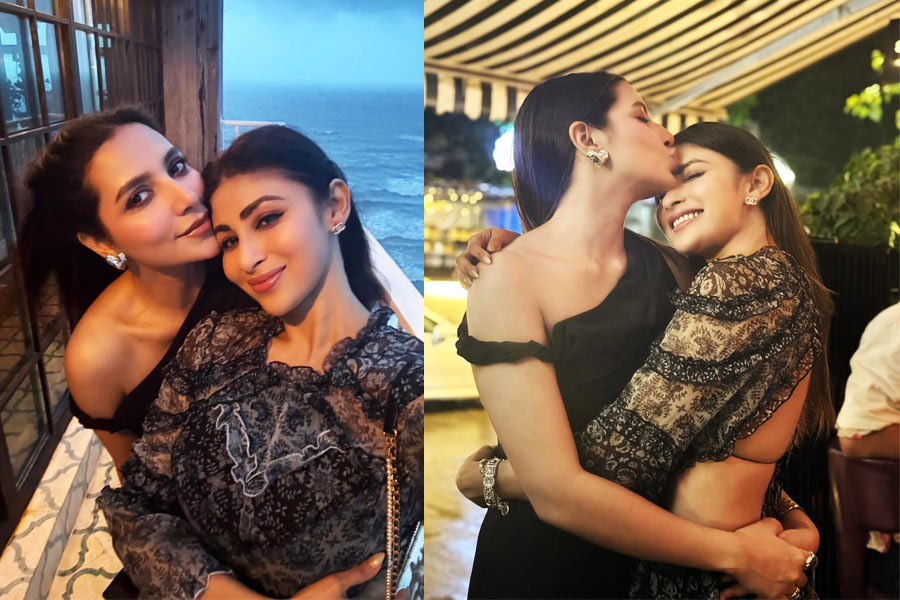 Actress Mouni Roy calls Subhashree Ganguly, 'My lady superstar'