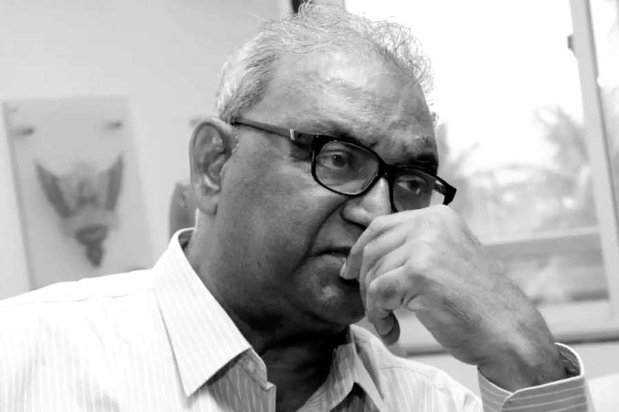 Prominent Hockey player Vece Paes passes away