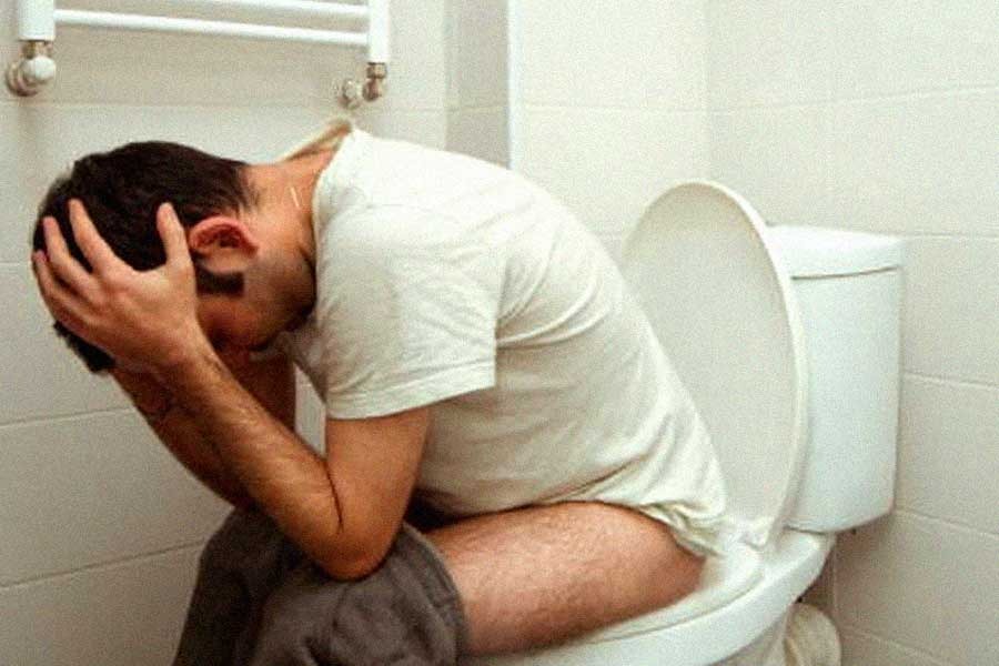 Doctor explains symptoms, causes and treatment of irritable bowel syndrome