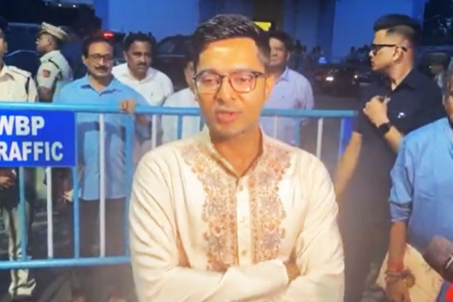 Durga Puja 2025: Abhishek Banerjee slams BJP