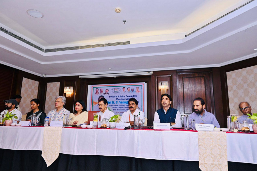 AICC directed West Bengal Congress leaders to improve organisational strength