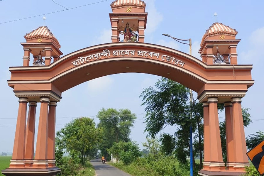 Celebrity Durga Puja: Puja preparations in full swing at Anubrata Mondal village home
