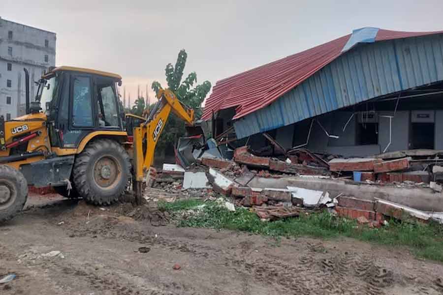 Bulldozer action on University In Uttar Pradesh after land encroachment survey, protests