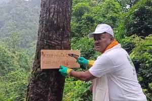 WB minister Becharam Manna opens up on putting nail on tree at Buxa