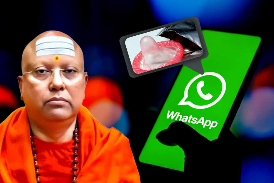 Delhi: Chilling details from chaitanyananda's case