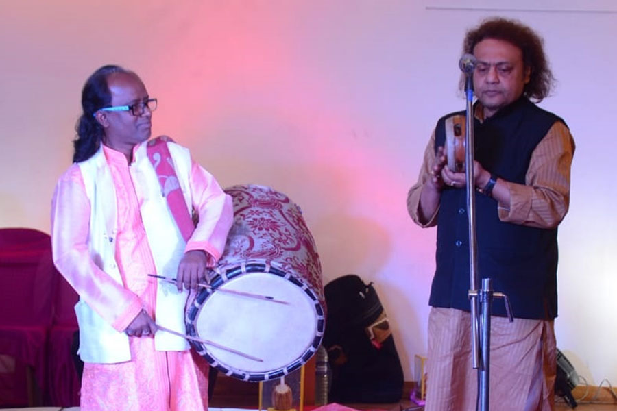 Durga Puja 2025: How dhakis celebrate Durga Puja