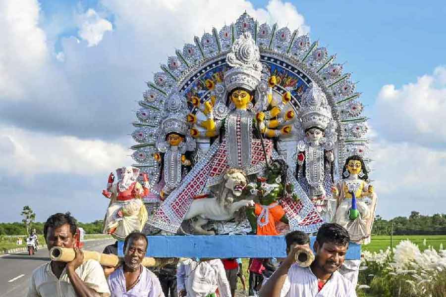 Durga Puja 2025: Here are some important facts about Maha Sasthi