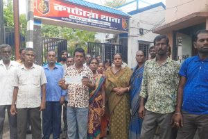 Katwa puja committee split in half after receiving government help