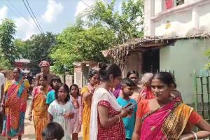 Mother allegedly kills children and self in Malda