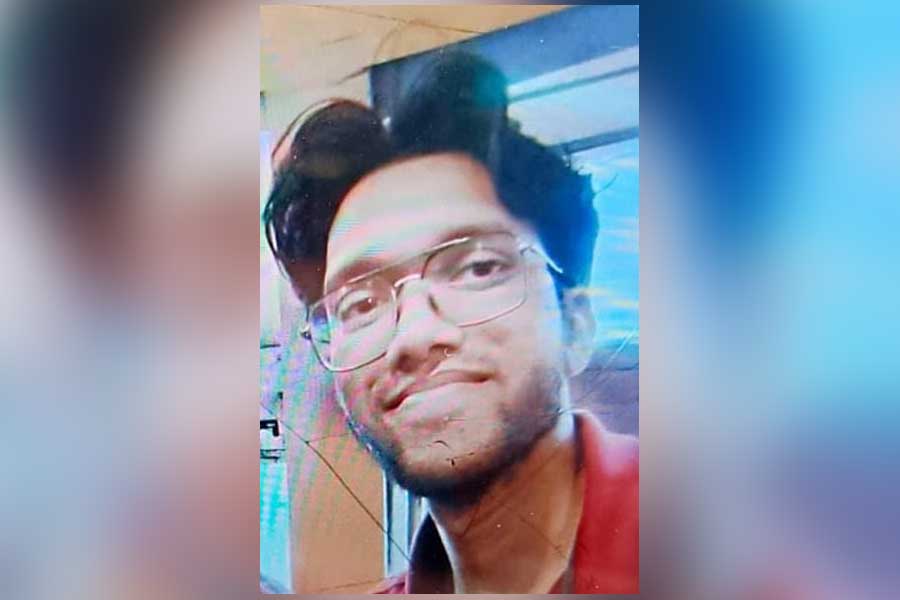 Boyfriend detain in Malda over mysterious death of RG Kar student