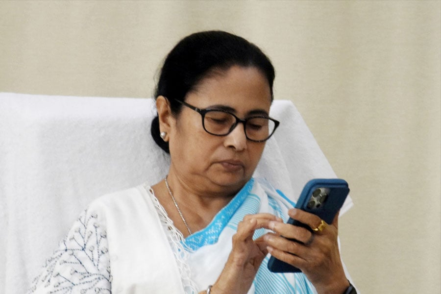 Mamata Banerjee speaks to family of person who died in rain-related incidents over phone