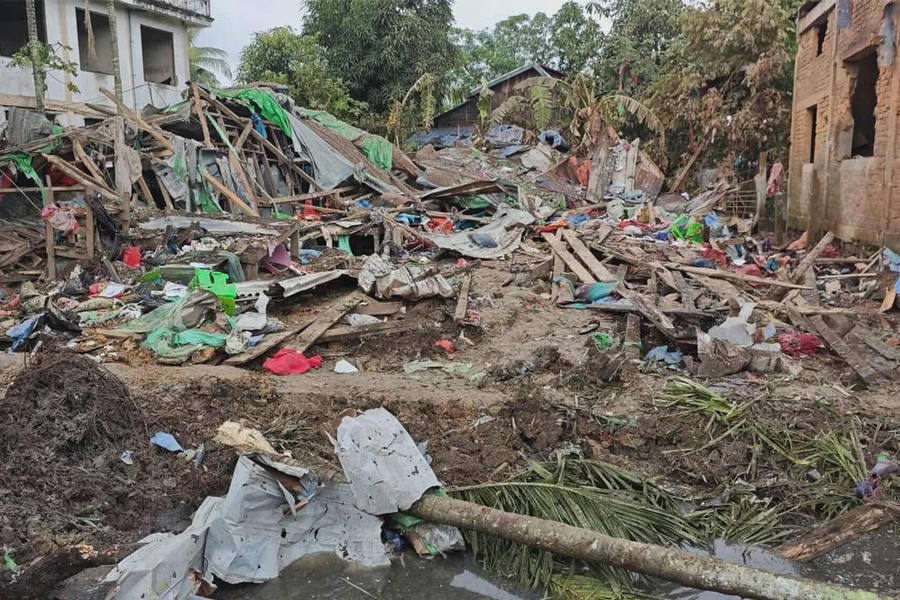 Mayanmar arakan army blame junta for bombing two schools