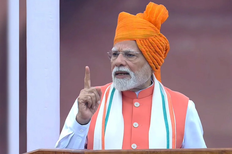Narendra Modi attack congress over GST reform issue