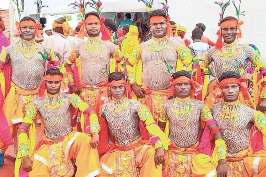 Durga Puja 2025: Purulia artists will perform Natua in Japan, similar to their Nippan culture during festive season
