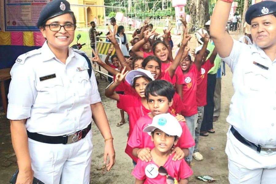 Durga Puja 2025: How police spend Durga Puja