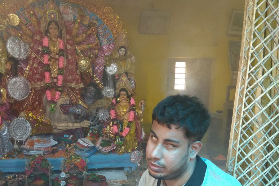 Durga Puja 2025 Durga Puja's Experience of a Blind Man
