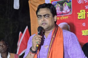 Shantanu Thakur signature fund in challan of beef export