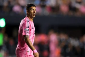 Luis Suarez banned for 6 games after spitting saga