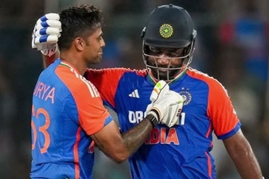 Suryakumar Yadav breaks silence on Sanju Samson's inclusion in playing XI at Asia Cup