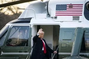 Donald Trump switches helicopter leaving Britain due to hydraulic issue