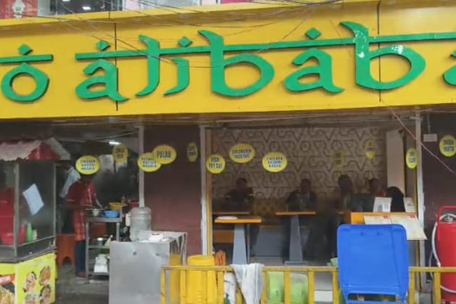 Uttarpara hotel license canceled over term dispute