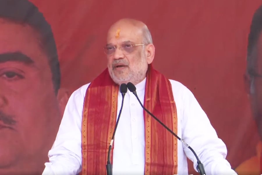 amit shah santosh mitra square puja inauguration