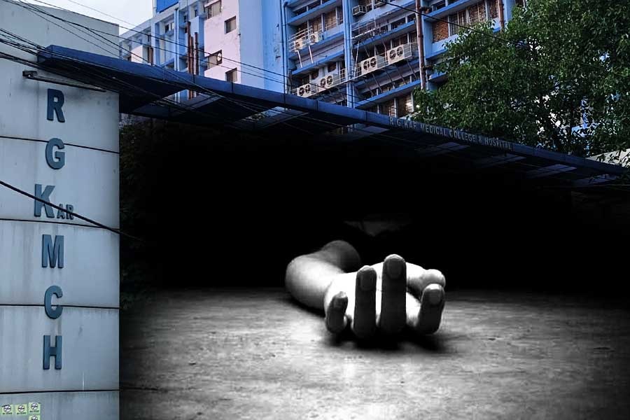 A student of R G Kar died mysteriously, investigation started