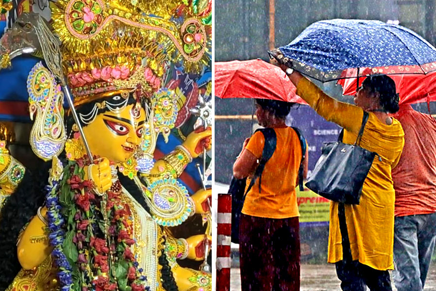 Durga Puja 2025: Rain plays spoilsport in Kolkata during Mahasthami