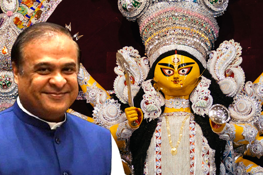 Assam government announces aid for Durga Puja