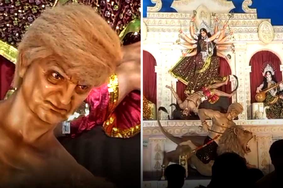 Durga Puja 2025, Trump is the 'demon' at durga puja in Berhampur