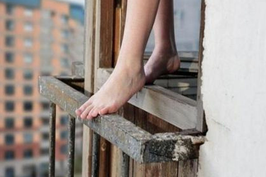 Mother Leaps After 12-Year-Old Son Jumps From Greater Noida Apartment, Both Die