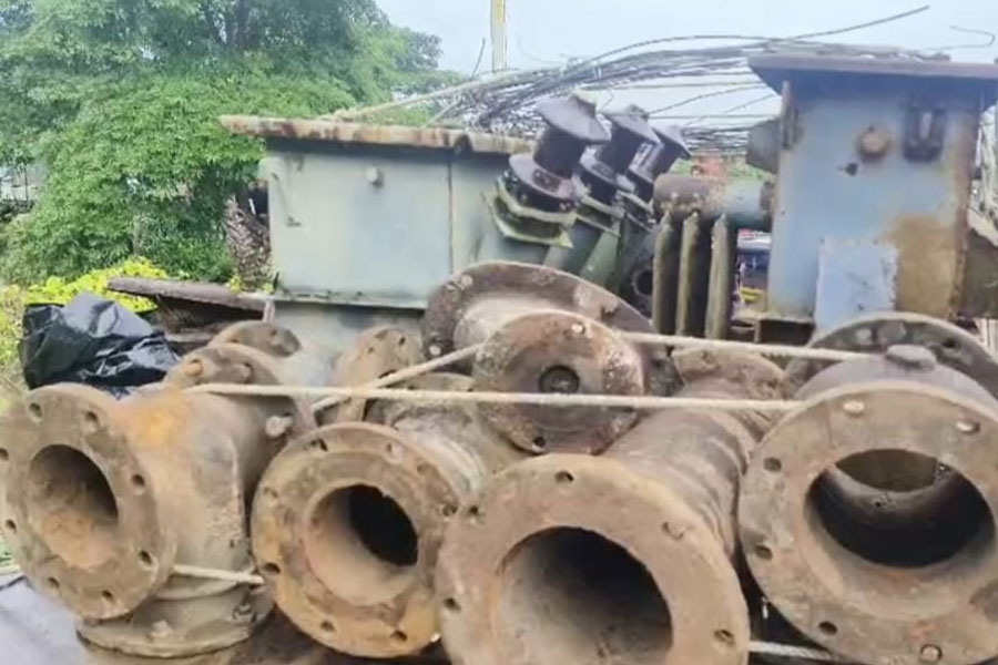 Valuable government property recovered from BJP worker's shop! 3 detained in Diamond Harbour