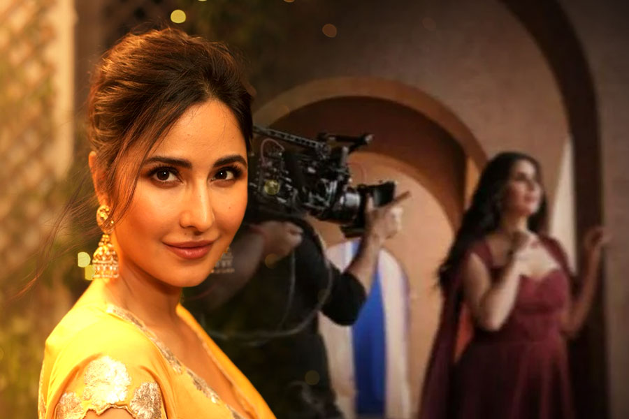 Katrina Kaif To Announce Pregnancy Soon? Baby Bump Photo Goes Viral