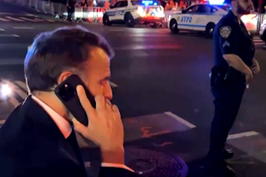 French president Emmanuel Macron called US president Donald Trump after being stopped by New York Traffic Police