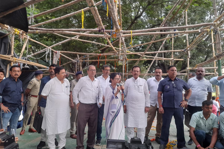 Mamata Banerjee changed the location of stage for tmc programme