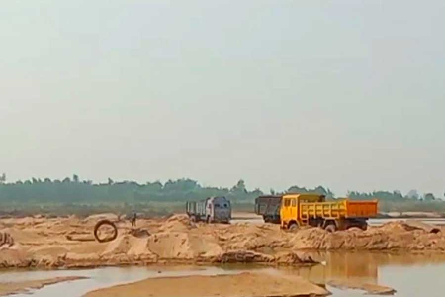 West Bengal Govt deprived from huge revenue which may come from sand Jhargram