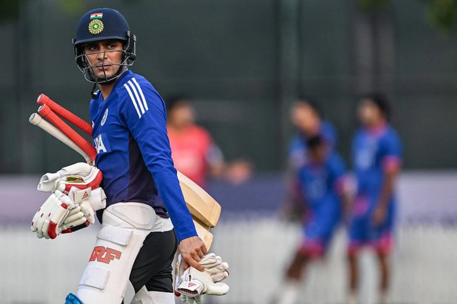 Shubman Gill injured before Pakistan match, will India's vice-captain be able to play?