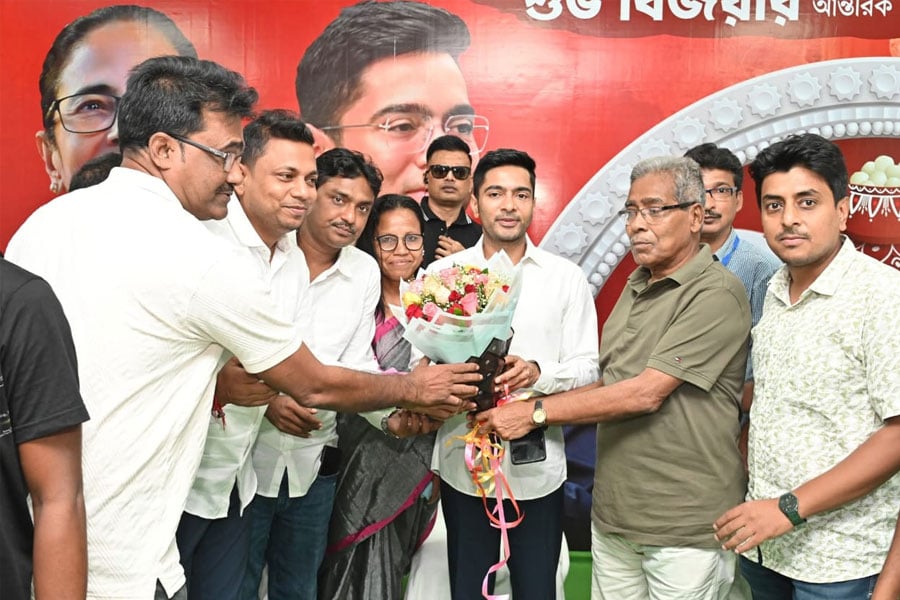 Abhishek Banerjee joins Bijaya Sammeloni at Diamond Harbour