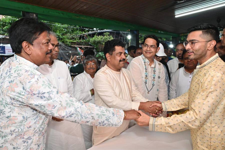 Abhishek Banerjee criticises BJP even at Vijaya Dashami get together