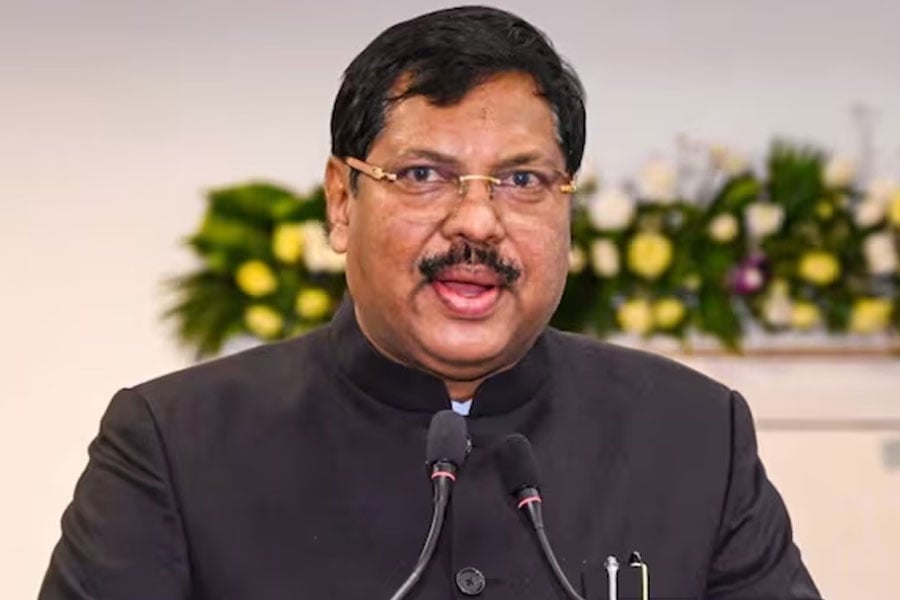 Editorial on shoe thrown at CJI BR Gavai
